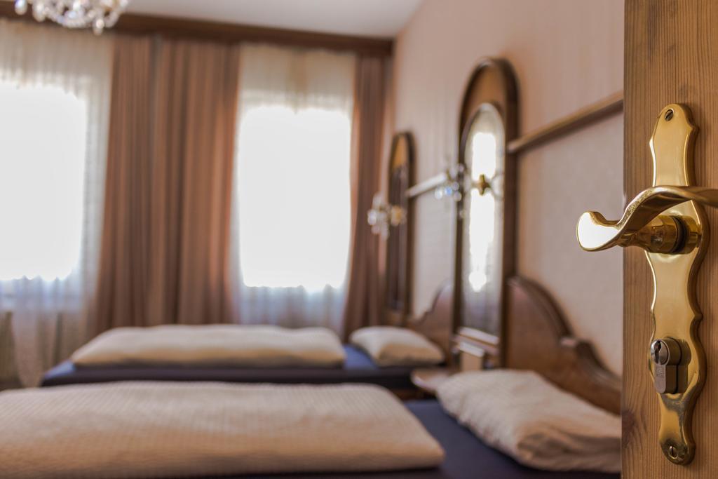 Hotel Five Seasons Fürth Екстериор снимка